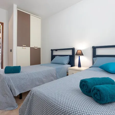 Catalinas Semesterbostad *